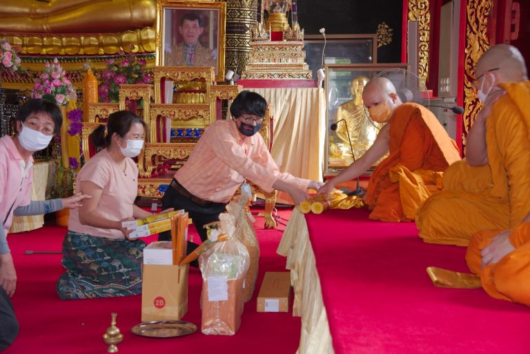คณะวิทยาศาสตร์ มจธ. ร่วมถวายเทียนพรรษาและทำบุญเนื่องในวันอาสาฬหบูชาและวันเข้าพรรษา ประจำปี 2565