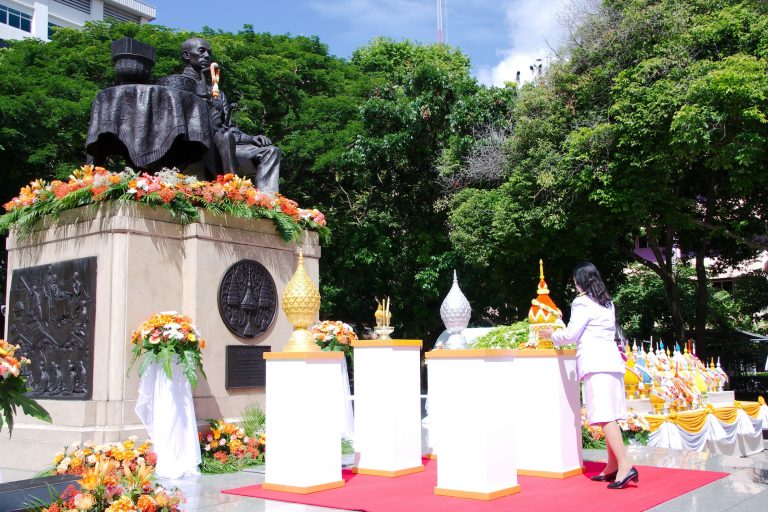 คณะวิทยาศาสตร์ มจธ. ร่วมพิธีวางพานพุ่มเนื่องใน “วันวิทยาศาสตร์แห่งชาติ ” ประจำปี 2565