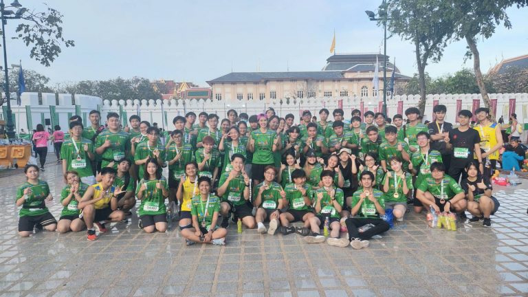 รายวิชาGEN 301 พานักศึษาเข้าร่วมกิจกรรมวิ่ง Half & Minimarathon(ระยะทาง 21.1กม.และ10.5กม.) ที่งาน Bangkok Marathon 2022 ครั้งที่ 33