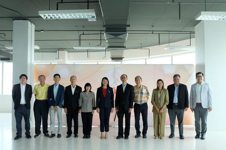 FIBO ต้อนรับคณะ บพค. ลงพื้นที่เยี่ยมชมผลการดำเนินงานโครงการภายใต้แผนงาน AI For All