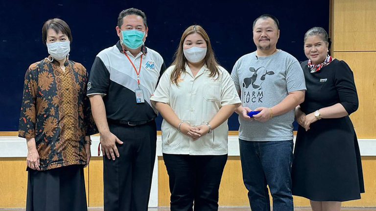 คณะครุศาสตร์อุตสาหกรรมฯ มจธ. จัดเสวนาในหัวข้อ “FIET Entrepreneur” และ “กว่าจะเห็นเป็นผู้ประกอบการ” ภายใต้โครงการ FIET Family-Shortcut Series หัวข้อ FIET Entrepreneur ปี 2566 ภายใต้งานเครือข่ายศิษย์เก่า FIET Family / Alumni
