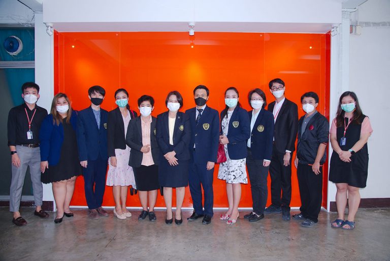 คณะวิทยาศาตร์ มจธ. ต้อนรับคณะผู้บริหารคณะวิทยาศาสตร์สุขภาพ มหาวิทยาลัยคริสเตียน หารือความร่วมมือและเยี่ยมชมคณะ