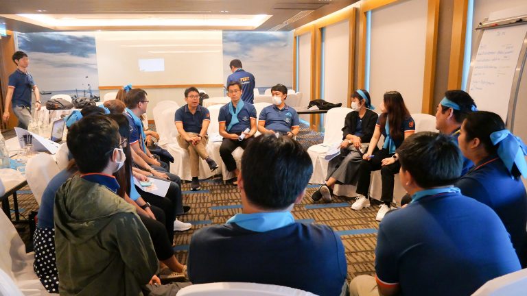 คณะครุศาสตร์อุตสาหกรรมฯ มจธ. จัดโครงการสัมมนาผู้บริหารและกลุ่มงานสนับสนุน หัวข้อ “เส้นทางสู่ความยั่งยืนทางวิชาชีพ เสริมพลัง”