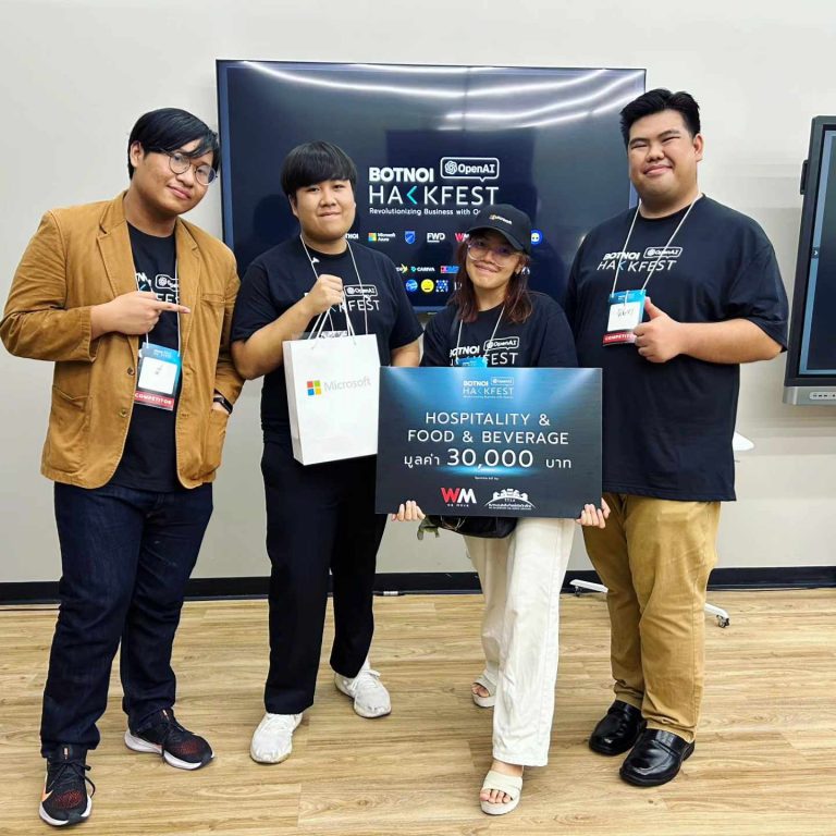 นักศึกษา SIT คว้ารางวัลชนะเลิศการแข่งขันในงาน Hackathon Botnoi OpenAI Hackfest