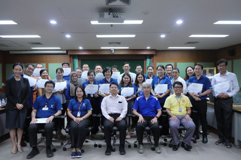พิธีปิดโครงการพัฒนาความเป็นผู้นำสู่การเป็นนักบริหารคณะ (FIET Leadership) และแสดงความยินดีกับผู้ผ่านการพัฒนาศักยภาพความเป็นผู้นำ รุ่นที่ 1