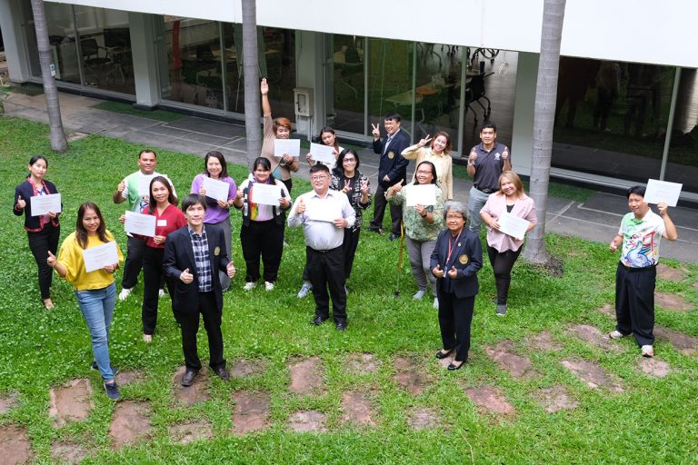 คณะวิทยาศาสตร์จัดอบรมเชิงปฏิบัติการการเขียนแผนกิจกรรมบูรณาการการเรียนรู้ผ่านส้มบางมด