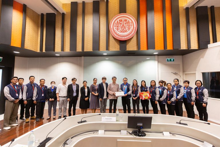 มหาวิทยาลัยเทคโนโลยีพระจอมเกล้าธนบุรี ต้อนรับคณะศึกษาดูงาน จากมหาวิทยาลัยขอนแก่น พร้อมร่วมแลกเปลี่ยนเรียนรู้เรื่องงานสารบรรณ
