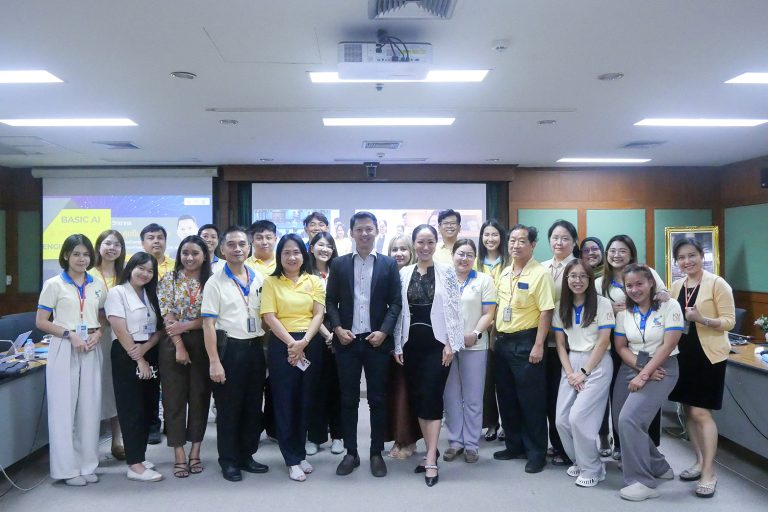 FIET Leadership (รุ่นที่ 2) กลุ่มที่ 1: จัดบรรยายในหัวข้อ “BASIC AI & PROMPT ENGINEERING”