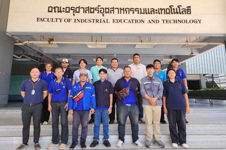 สถาบันคุณวุฒิวิชาชีพ (องค์การมหาชน) ร่วมกับสาขาวิชาครุศาสตร์อุตสาหการ คณะครุศาสตร์อุตสาหกรรมและเทคโนโลยี มจธ. จัดฝึกอบรมและประเมินสมรรถนะบุคคลตามมาตรฐานอาชีพและคุณวุฒิวิชาชีพ กลุ่มบุคลากรในระบบนิเวศอุตสาหกรรม ในหลักสูตรฝึกอบรมฐานสมรรถนะตามมาตรฐานอาชีพและคุณวุฒิวิชาชีพ สาขาวิชาชีพการเชื่อมอุตสาหกรรม วัสดุเหล็กกล้า อาชีพช่างเชื่อมแม็ก ระดับ 2