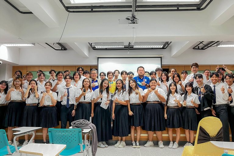 สโมสรนักศึกษา คณะครุศาสตร์อุตสาหกรรมฯ มจธ. จัดโครงการเตรียมความพร้อมสู่เชียร์สร้างสรรค์’67