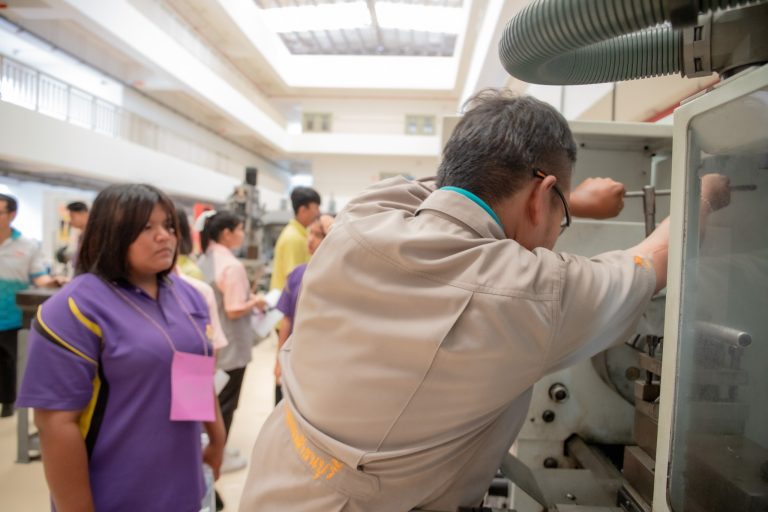 มจธ. ร่วมกับศิษย์เก่า จัดโครงการ Enjoy Careers: สนุกกับสายอาชีพ ครั้งที่ 1