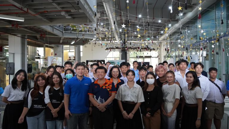 คณะวิทยาศาสตร์ มหาวิทยาลัยเทคโนโลยีพระจอมเกล้าธนบุรี (มจธ.) ร่วมกับบริษัท CASIO ได้จัดกิจกรรมสุดพิเศษ “Calculate your Future : เปิดประสบการณ์ เส้นทางสู่ KMUTT”