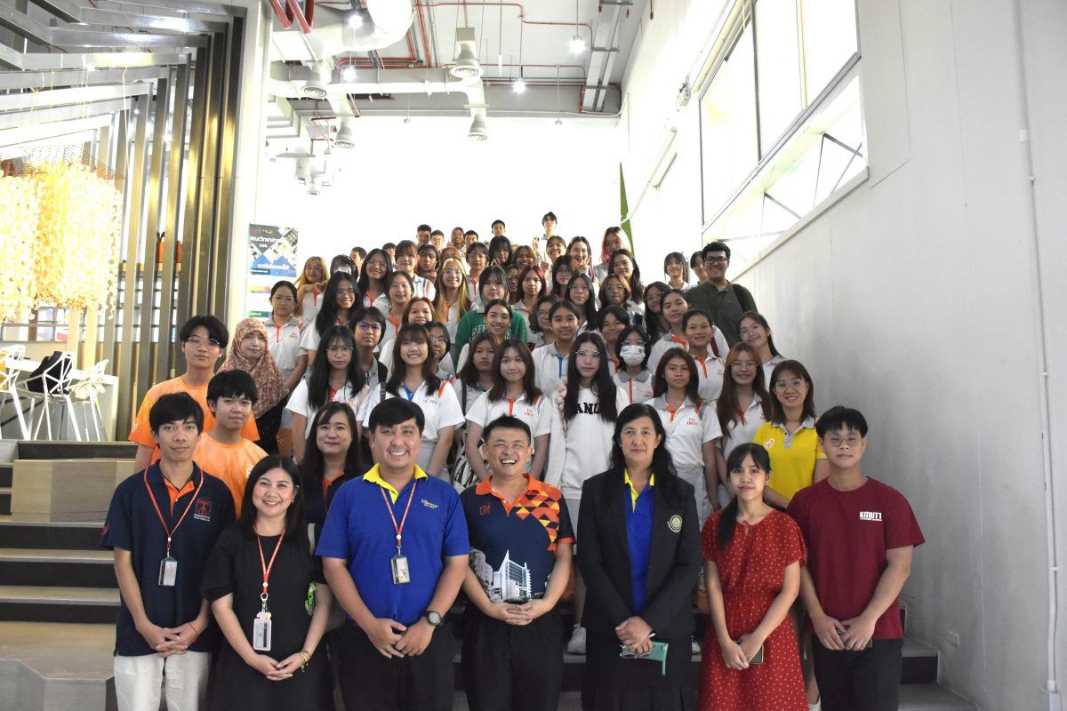 คณะวิทยาศาสตร์ต้อนรับคณะครูและนักเรียนโครงการวมว. มจธ. และ KOSEN KMUTT เยี่ยมชมห้องปฏิบัติการทางวิทยาศาสตร์