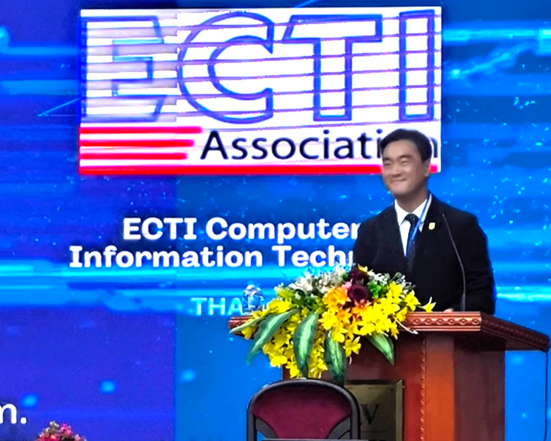 KMUTT Assoc. Prof. Dr. Chawin Chantharasenawong Invited as Guest Speaker at the 11th UEC Seminar in ASEAN