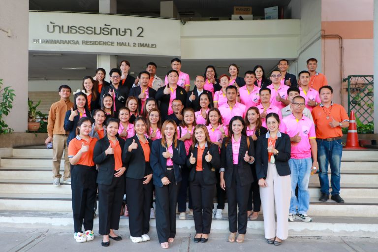 หอพักนักศึกษา มจธ. ให้การต้อนรับคณะผู้บริหาร และบุคลากร หอพักนักศึกษาในกำกับมหาวิทยาลัยสงขลานครินทร์ วิทยาเขตหาดใหญ่ วิทยาเขตตรัง และวิทยาเขตสุราษฎร์ธานี เข้าศึกษาดูงานการบริหารจัดการของหอพักนักศึกษา ฯ