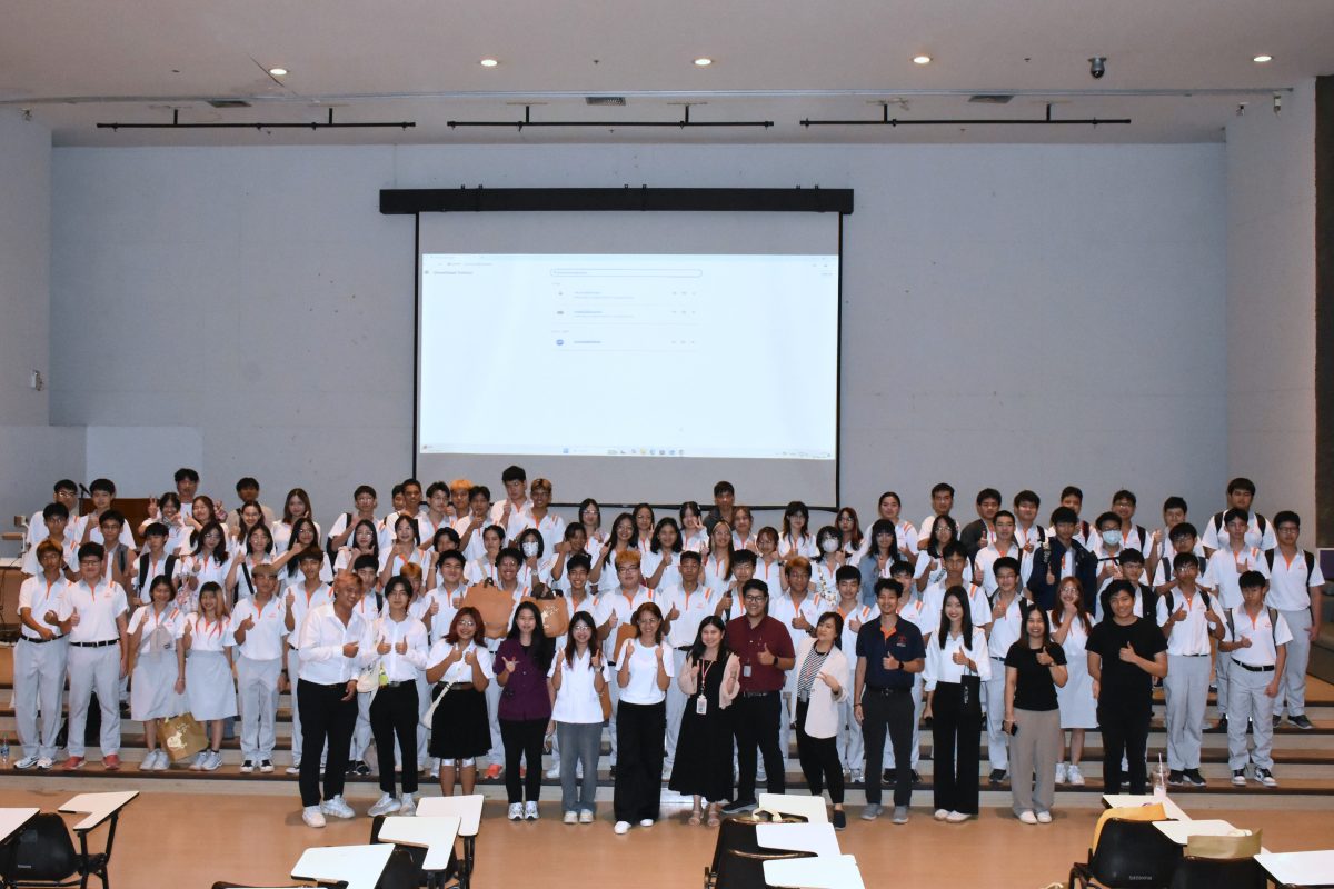 คณะวิทยาศาสตร์ต้อนรับคณะครูและนักเรียนโครงการวมว. มจธ. เยี่ยมชมคณะ
