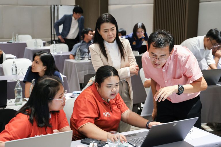 การพัฒนากระบวนการวิจัยคณะครุศาสตร์อุตสาหกรรมและเทคโนโลยี มจธ. จัดโครงการ “การพัฒนากระบวนการวิจัย และเสริมสร้างทักษะทางวิชาการสำหรับนักศึกษาทุนพระกนิษฐาสัมมาชีพระดับบัณฑิตศึกษา”การพัฒนากระบวนการวิจัย