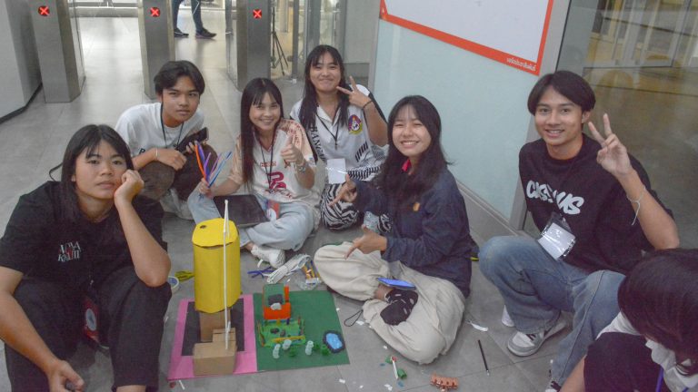 คณะวิทยาศาสตร์จัดค่าย I AM SC(ɑɪ) PLUS เสริมทักษะนวัตกรรมให้นักเรียนมัธยม 