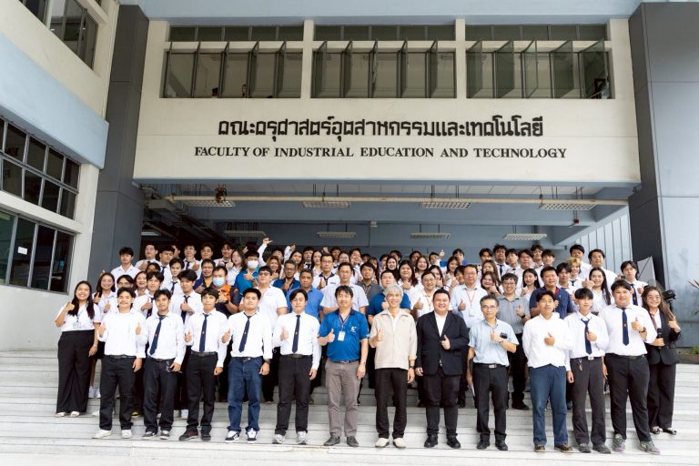 คณะกรรมการขับเคลื่อนพัฒนาหลักสูตรและการเรียนการสอน ด้านเทคโนโลยีอุตสาหกรรมจัดโครงการทดสอบสมรรถนะนักศึกษาหลักสูตรเทคโนโลยีบัณฑิต สาขาวิชาเทคโนโลยีอุตสาหกรรม ก่อนสำเร็จการศึกษา ประจำปีการศึกษา 2567 