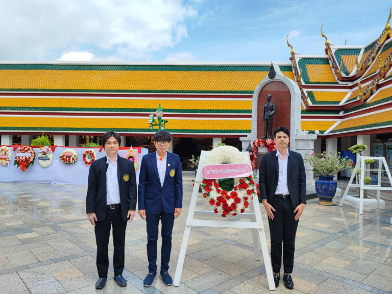 มจธ. ร่วมวางพวงมาลาถวายสักการะ พระบรมราชานุสาวรีย์ พระบาทสมเด็จพระปรเมนทรมหาอานันทมหิดล พระอัฐมรามาธิบดินทร รัชกาลที่ 8 เนื่องในวันอานันทมหิดล
