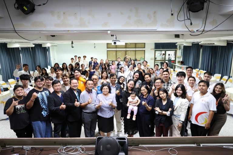 สาขาวิชาเทคโนโลยีและสื่อสารการศึกษา (ECT) มจธ. จัดกิจกรรมในโครงการพัฒนา แลกเปลี่ยน เรียนรู้ และกิจกรรมคืนสู่เหย้าชาวครุฯ FIET Alumni for exchanging knowledge and activities reunion ปี 2568 ภายใต้งานเครือข่ายศิษย์เก่า FIET Family / Alumni  