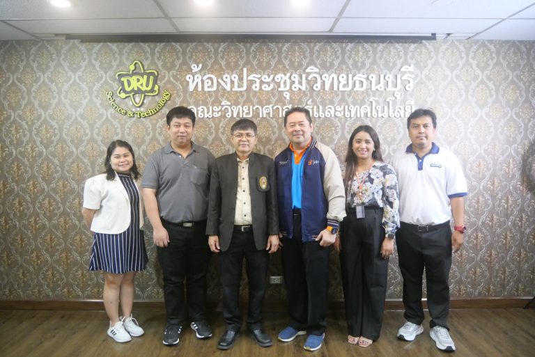 คณะครุศาสตร์อุตสาหกรรมฯ มจธ. นำทีมเข้าพบปะนักศึกษาเก่าสาขาวิชาครุศาสตร์ไฟฟ้า ในโครงการ FIET Family-Visit Alumni ปี 2568 หัวข้อ “ผู้บริหารสถานศึกษา/ผู้บริหารกิจการ” ภายใต้งานเครือข่ายศิษย์เก่า FIET Family / Alumni (ครั้งที่ 6) 