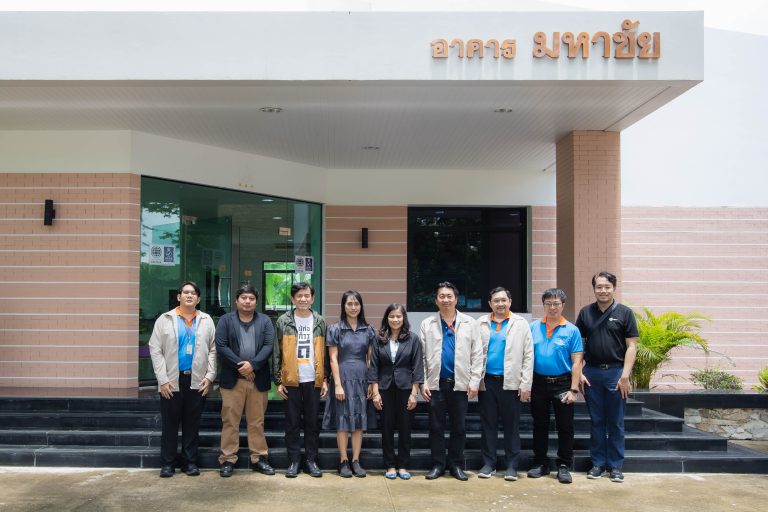 คณะครุศาสตร์อุตสาหกรรมและเทคโนโลยี มจธ. ถ่ายทอดความรู้ด้านนวัตกรรมและเทคโนโลยีเพื่อความยั่งยืน พร้อมประชาสัมพันธ์โครงการเรียนสำหรับผู้ประกอบการและวัยทำงาน ณ สำนักงานนิคมอุตสาหกรรมราชบุรี  