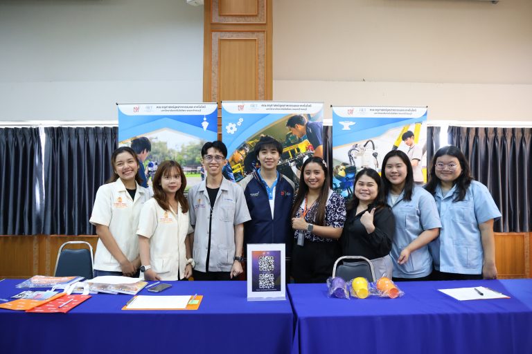 คณะครุศาสตร์อุตสาหกรรมฯ มจธ.ออกแนะแนวการศึกษาต่อระดับปริญญาตรี (ROAD SHOW) ณ โรงเรียนสมุทรสาครบูรณะ จังหวัดสมุทรสาคร