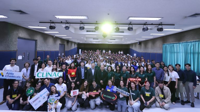 คณะวิทยาศาสตร์ มหาวิทยาลัยเทคโนโลยีพระจอมเกล้าธนบุรี  ร่วมกับ บริษัท เจริญโภคภัณฑ์อาหาร จำกัด (มหาชน) จัดกิจกรรม CPF Food Laboratory CSR & Sharing : Science to School 