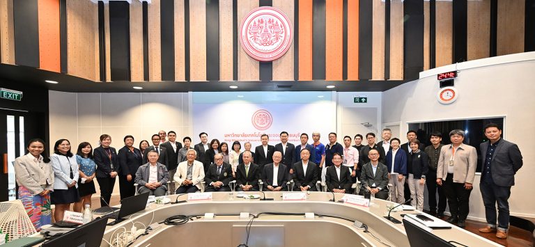 มจธ. จัดเสวนา “Strategic Foresight” เปิดเวทีแลกเปลี่ยนมุมมองอนาคตประเทศไทย และอนาคตอุดมศึกษาไทย