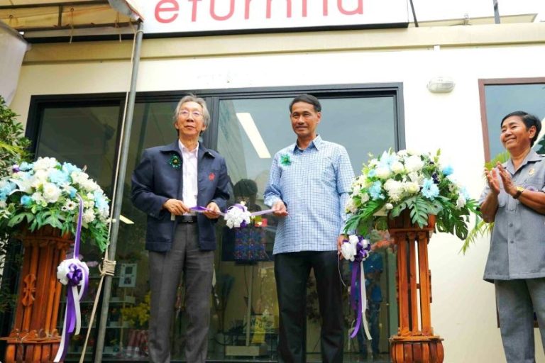 มจธ. ร่วมกับ เทศบาลเมืองเพชรบุรี เปิด ศูนย์ขยะ RETURN-NA (รีเทิร์นนะ) “พระนครคีรีโมเดล” ต้นแบบแหล่งเรียนรู้การบริหารจัดการขยะเป็นศูนย์ (ZERO WASTE)