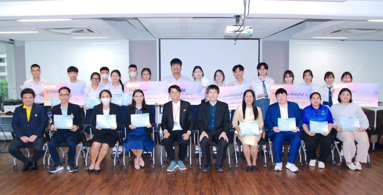 คณะวิทยาศาสตร์ มจธ. จัดพิธีมอบรางวัลการประกวดแข่งขันโครงงานวิทยาศาสตร์-คณิตศาสตร์หรือโครงงานสิ่งประดิษฐ์ด้านวิทยาศาสตร์และนวัตกรรม ภายใต้โครงการมหาวิทยาลัยพี่เลี้ยง ระยะที่ 1 