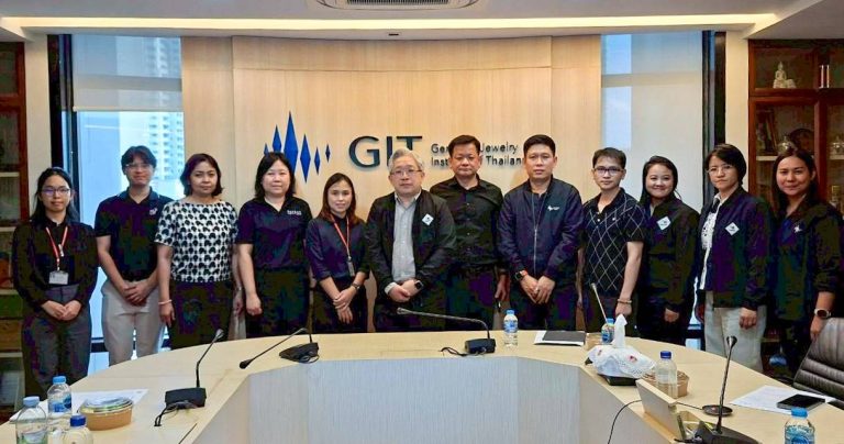 คณะวิทยาศาสตร์ มจธ. เยี่ยมชมสถาบันวิจัยและพัฒนาอัญมณีและเครื่องประดับแห่งชาติ (GIT) มุ่งเป้าแลกเปลี่ยนโจทย์วิจัยและสร้างความร่วมมือด้านสหกิจศึกษา 