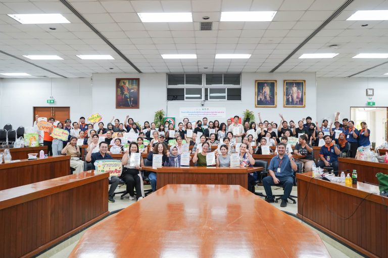 โครงการตรวจสุขภาพและฝึกอบรมเชิงปฏิบัติการหลักสูตร “การสุขาภิบาลอาหารและพัฒนาเมนูอาหารเพื่อสุขภาพ 2569 และหลักสูตรระบบการจัดการด้านพลังงาน สิ่งแวดล้อม ความปลอดภัย และความยั่งยืน สำหรับผู้ประกอบการร้านอาหาร”