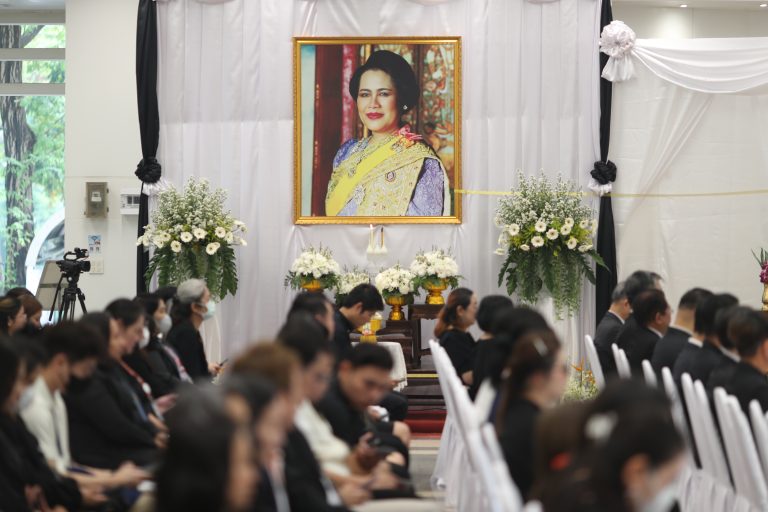 พิธีบำเพ็ญกุศลสตมวาร (๑๐๐ วัน) ถวายเป็นพระราชกุศลแด่สมเด็จพระนางเจ้าสิริกิติ์ พระบรมราชินีนาถ พระบรมราชชนนีพันปีหลวง