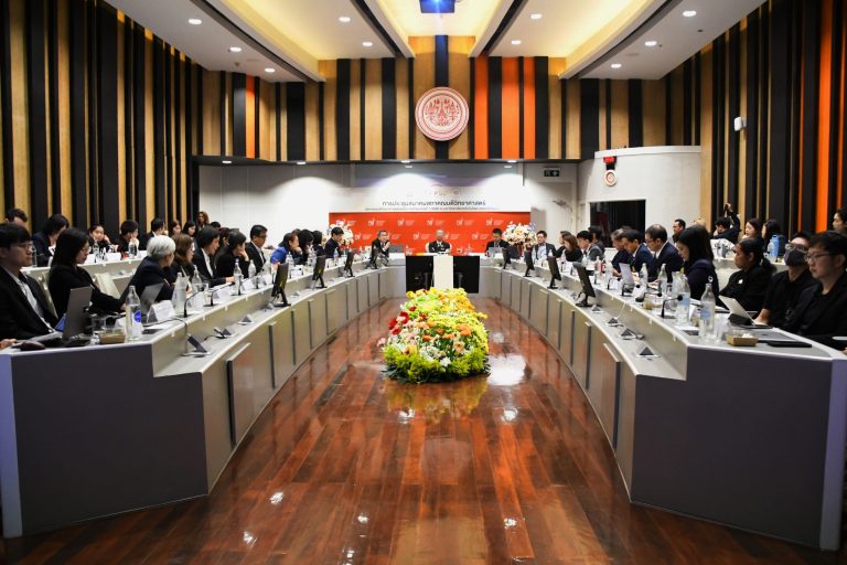 คณะวิทยาศาสตร์ มหาวิทยาลัยเทคโนโลยีพระจอมเกล้าธนบุรี รับเป็นเจ้าภาพในการจัดงานประชุมสมาคมสภาคณบดีวิทยาศาสตร์ (สควท.) ครั้งที่ 1/2569 ระหว่างวันที่ 27 – 28 กุมภาพันธ์ 2569 ณ มหาวิทยาลัยเทคโนโลยีพระจอมเกล้าธนบุรี (บางมด) 