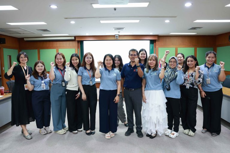 FIET Leadership (รุ่นที่ 4) ผู้นำการเปลี่ยนแปลง แบ่งปันการเรียนรู้ สู่ความเป็นเลิศด้านดิจิทัล (Leaders of Change: Sharing Knowledge Toward Digital Excellence) จัดกิจกรรมอบรมในหัวข้อ “การประยุกต์ใช้ผลวิเคราะห์เพื่อการบริหาร” ครั้งที่ 8 