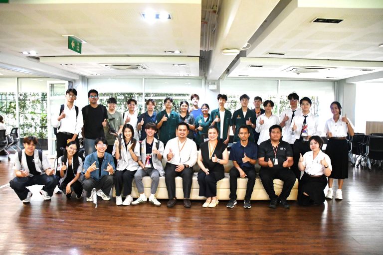 คณะวิทยาศาสตร์ มจธ. ร่วมกับ JCC จัดประกวดนำเสนอผลงานในโครงการ The Comprehensive Course in Japanese Business Innovation Program 2026 ครั้งที่ 10 เฟ้นหาสุดยอดนวัตกรรมเทคโนโลยีเพื่อสังคม  