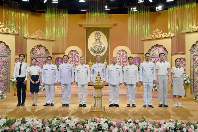 มจธ. บันทึกเทปถวายพระพร เนื่องในวันเฉลิมพระชนมพรรษา ณ ช่อง 9 MCOT HD