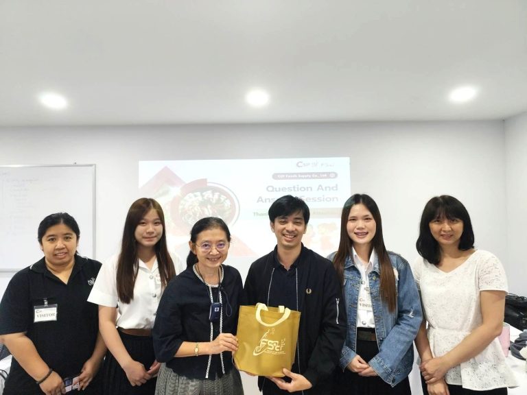คณะวิทยาศาสตร์ มจธ. จัดสอบนำเสนอผลงานนักศึกษา WiL ณ บริษัท ซีเอ็ม ฟูดส์ ซัพพลาย จำกัด มุ่งเพิ่มประสิทธิภาพการผลิต และยกระดับมาตรฐานคุณภาพผลิตภัณฑ์ไส้เบอร์เกอร์