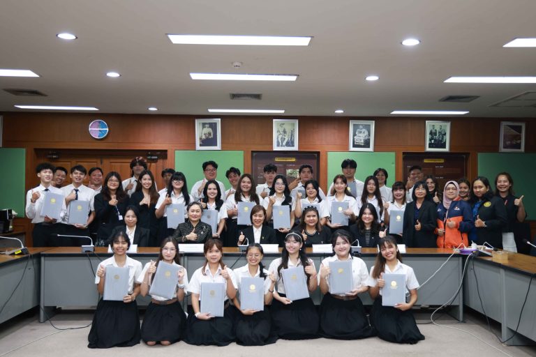 สาขา ECT มจธ. จัดพิธีมอบเกียรติบัตร และต้อนรับคณะทำงานประเมินสมรรถนะของบุคคลตามมาตรฐานวิชาชีพ สาขาวิชาชีพธุรกิจโฆษณาและประชาสัมพันธ์ อาชีพนักสื่อสารองค์กรสัมพันธ์ระดับ 3 จากสถาบันคุณวุฒิวิชาชีพ