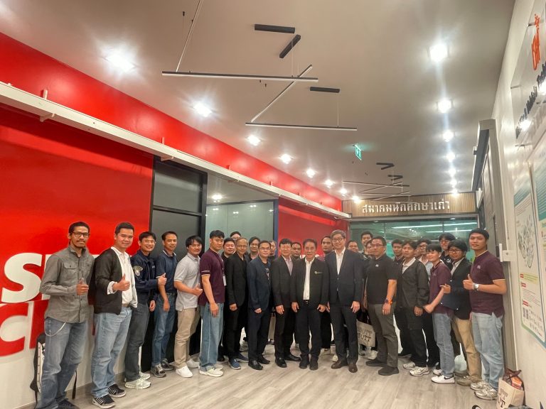 ขอแสดงความยินดีกับผู้ผ่านการอบรมทั้ง 22 ท่าน ที่สำเร็จหลักสูตร พื้นฐานการจัดการระบบวิศวกรรมประกอบอาคาร ระดับต้น (Basic Utility Management) รุ่นที่ 3
