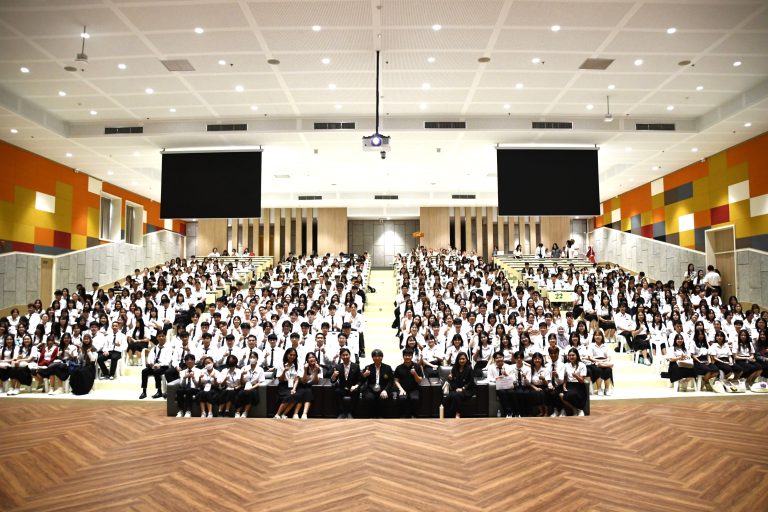 คณะวิทยาศาสตร์ มจธ. ต้อนรับนักศึกษาใหม่ ปีการศึกษา 2569 มุ่งสร้างแนวคิดผู้ประกอบการ ควบคู่ความยั่งยืน เตรียมความพร้อมสู่การเรียนรู้ในระดับมหาวิทยาลัย