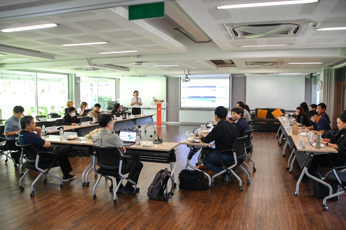 คณะวิทยาศาสตร์ มจธ. จัดกิจกรรมถอดบทเรียน และทบทวนระบบการจัดการเรียนการสอนฟิสิกส์พื้นฐาน ในรูปแบบ Non-Degree สำหรับนักศึกษา มจธ.