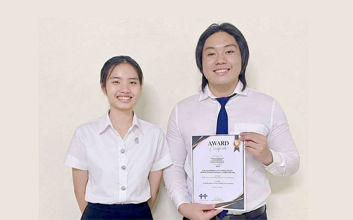 นศ. มจธ. คว้ารางวัลเหรียญทองระดับนานาชาติ โชว์นวัตกรรม “น้ำลายเทียมจากเมือกกระเจี๊ยบเขียว” ช่วยผู้ป่วยภาวะปากแห้ง